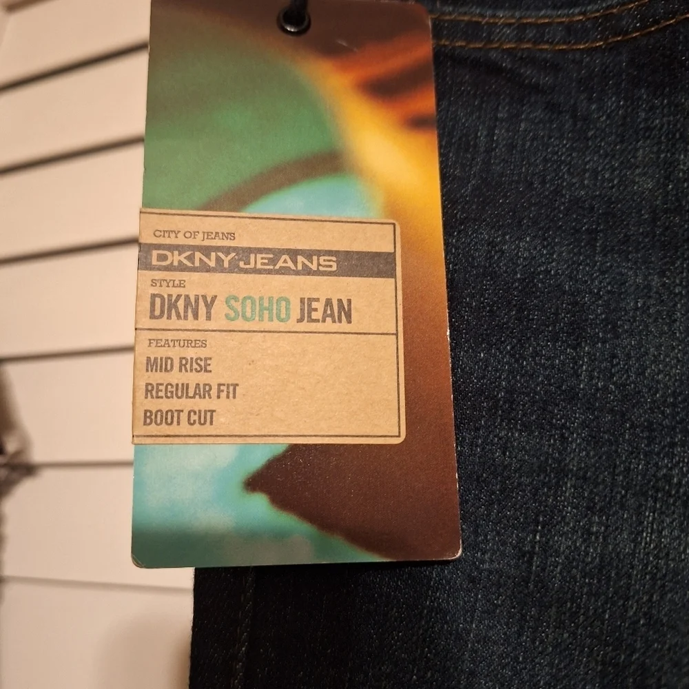 DKNY SOHO Skinny jeans Sz 4 14x9x32 NWT - Picture 3 of 6
